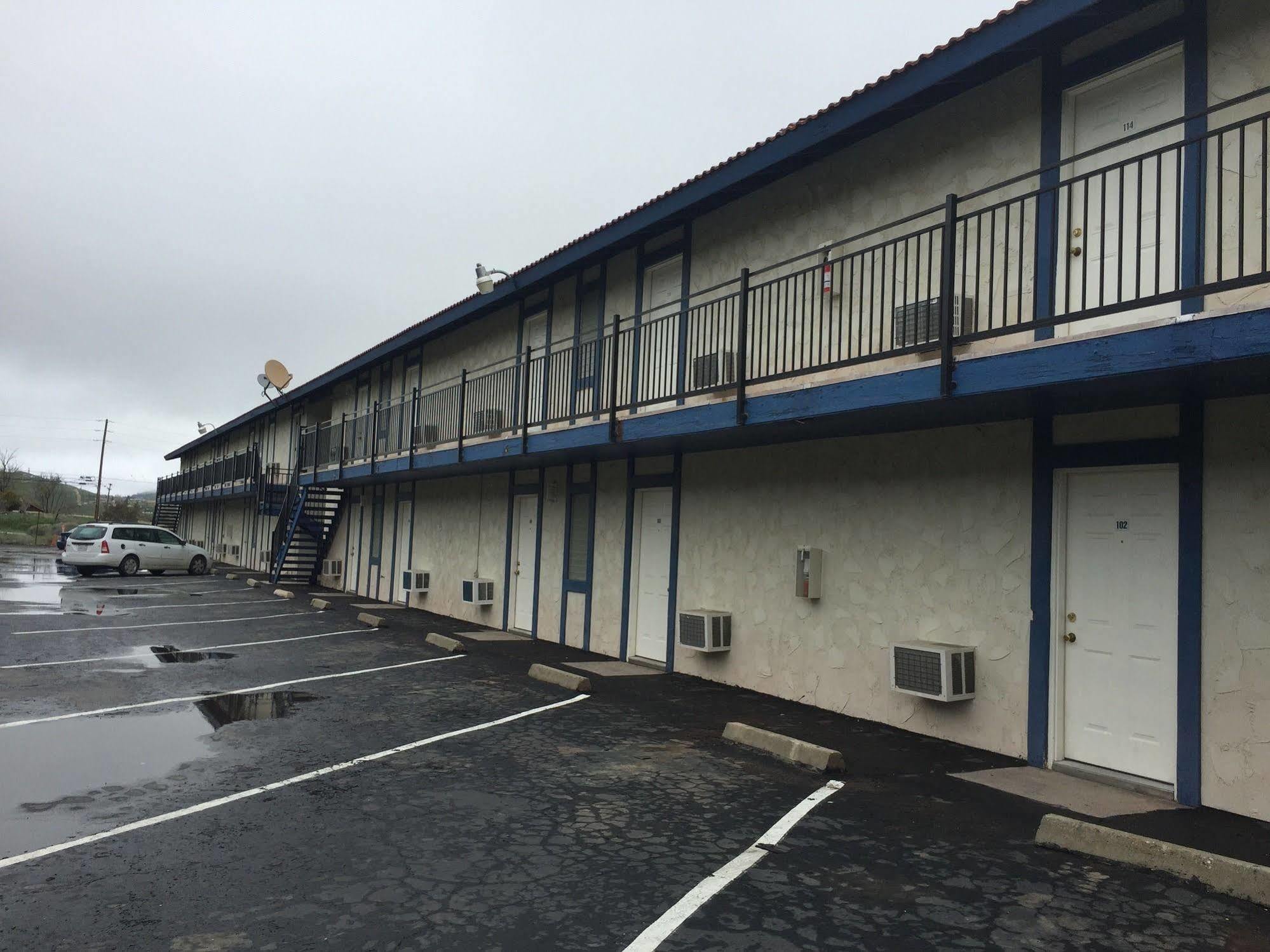 Golden Hills Motel Tehachapi Exterior photo
