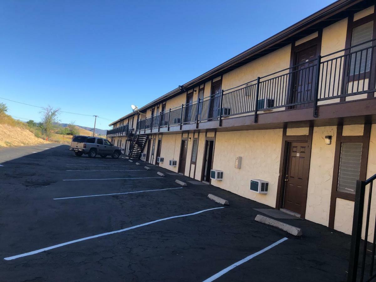 Golden Hills Motel Tehachapi Exterior photo