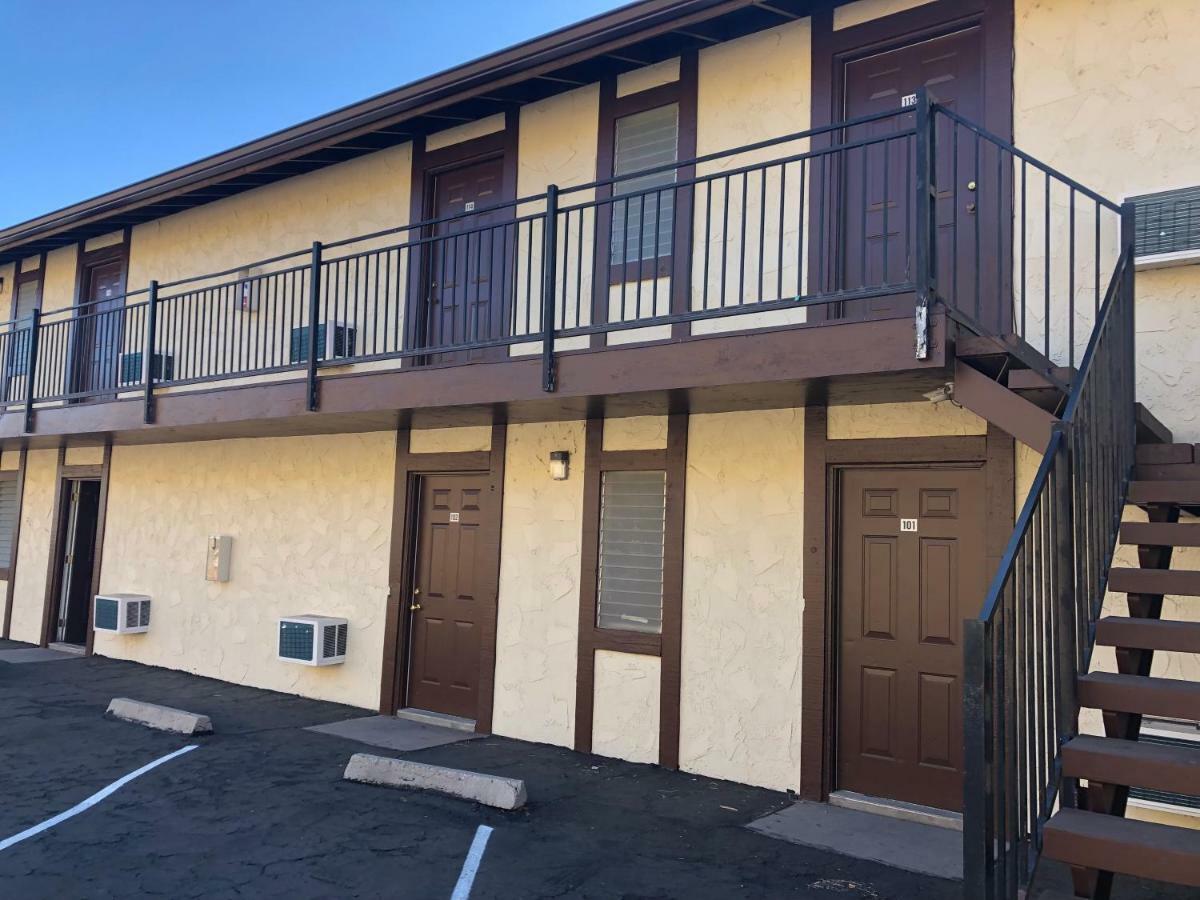 Golden Hills Motel Tehachapi Exterior photo