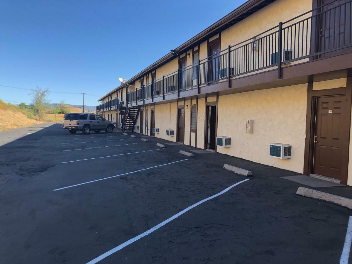 Golden Hills Motel Tehachapi Exterior photo